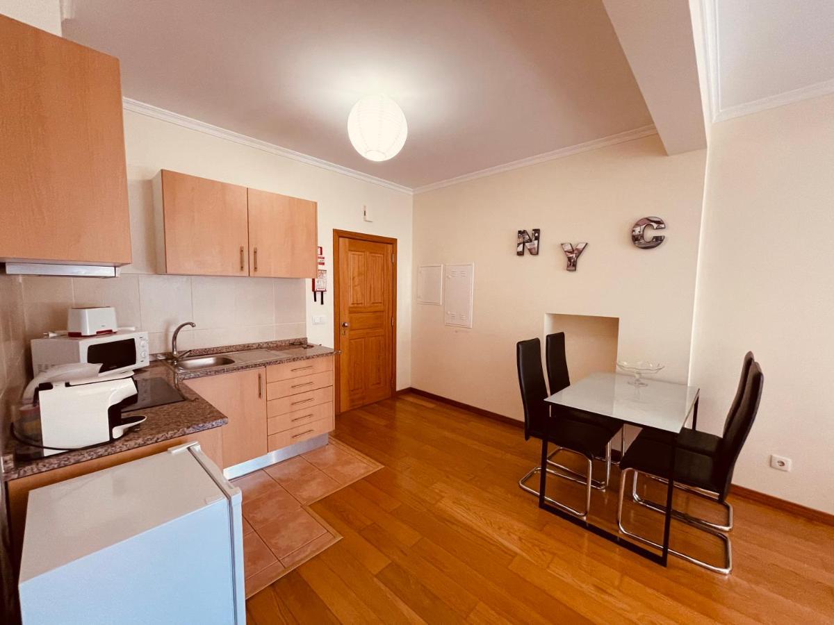 Apartamentos Da Carreira ฟุงชาล ภายนอก รูปภาพ
