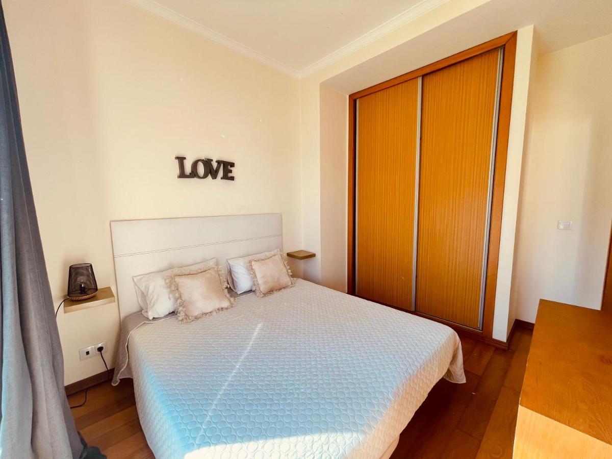 Apartamentos Da Carreira ฟุงชาล ภายนอก รูปภาพ