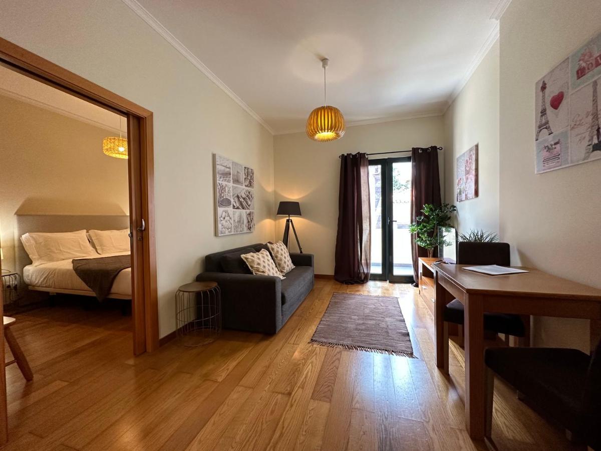 Apartamentos Da Carreira ฟุงชาล ภายนอก รูปภาพ