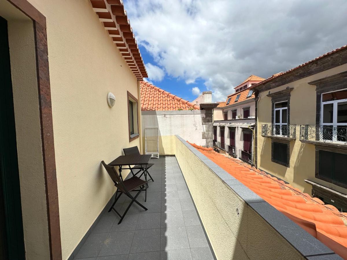 Apartamentos Da Carreira ฟุงชาล ภายนอก รูปภาพ