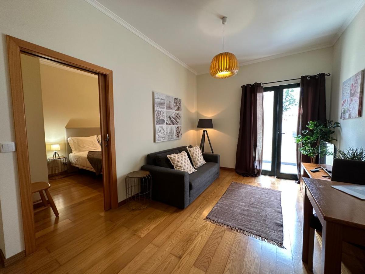 Apartamentos Da Carreira ฟุงชาล ภายนอก รูปภาพ
