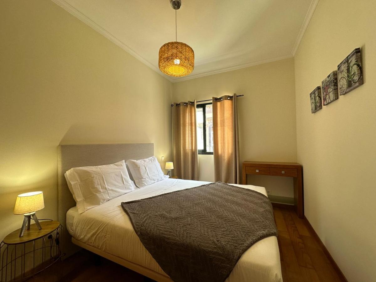 Apartamentos Da Carreira ฟุงชาล ภายนอก รูปภาพ