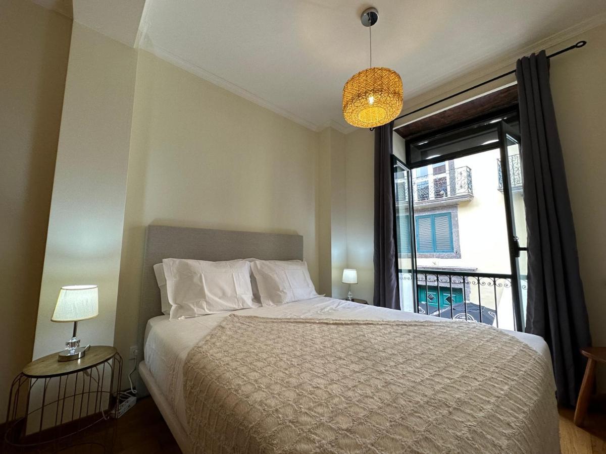 Apartamentos Da Carreira ฟุงชาล ภายนอก รูปภาพ