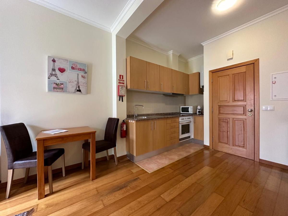 Apartamentos Da Carreira ฟุงชาล ภายนอก รูปภาพ