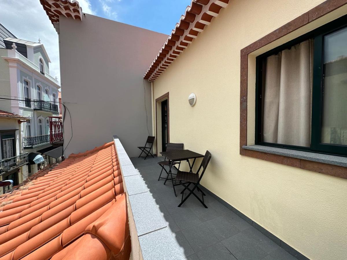 Apartamentos Da Carreira ฟุงชาล ภายนอก รูปภาพ