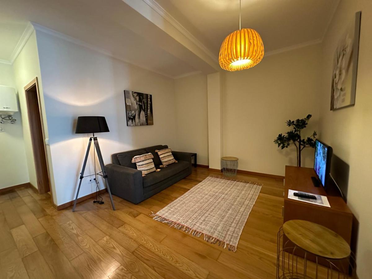 Apartamentos Da Carreira ฟุงชาล ภายนอก รูปภาพ